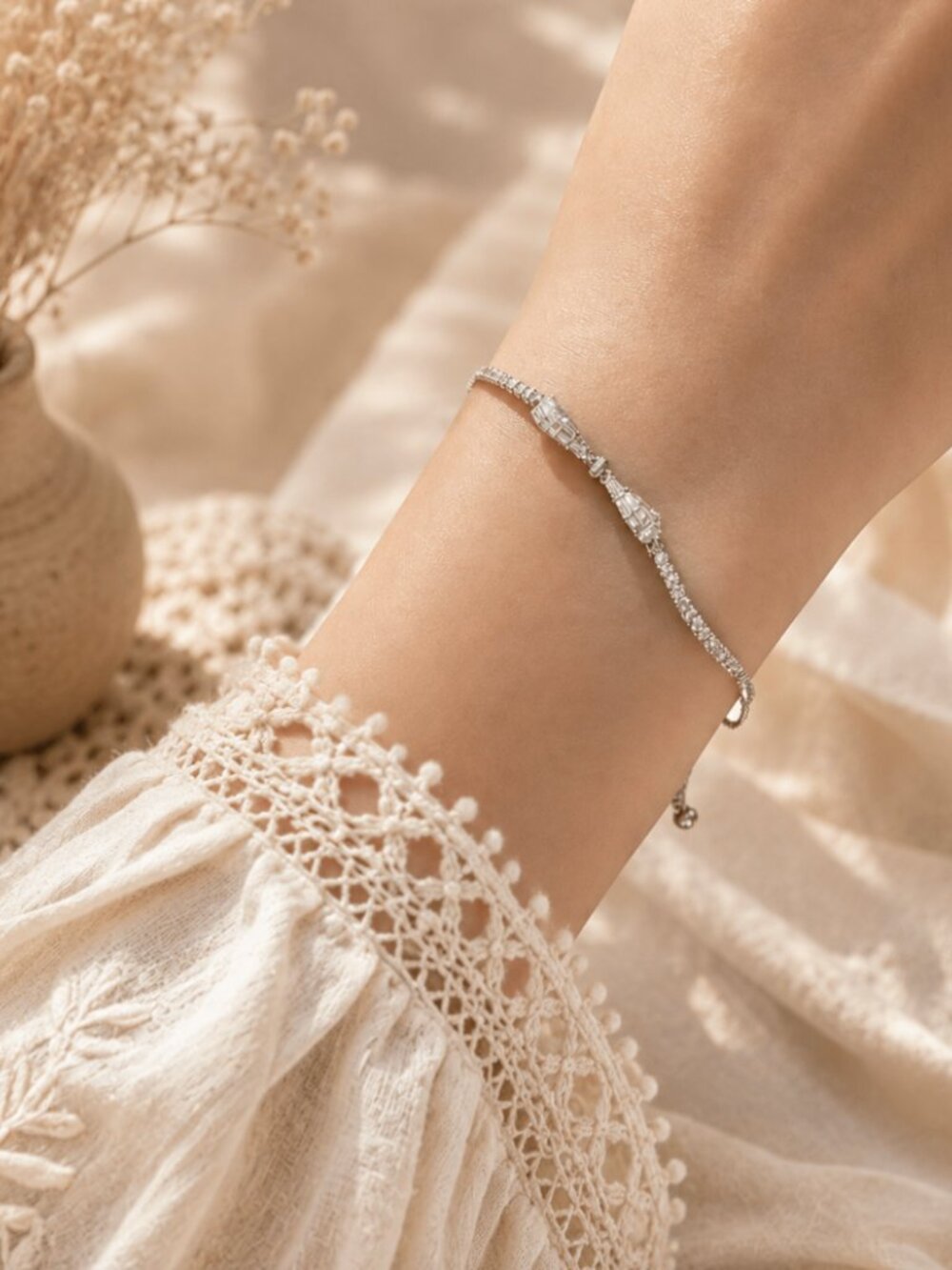 925 Sterling Silver Dainty Crystal Diamond Bow Tennis Bracelet